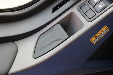 һ����� J6V�ؿ� 560���� 6X4 AMT�Զ���ǣ����(����)(CA4250P66K25T1E6)ͼƬ