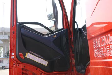 һ����� J6V�ؿ� 560���� 6X4 AMT�Զ���ǣ����(����)(CA4250P66K25T1E6)ͼƬ