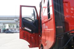 一汽解放 J6V重卡 560马力 6X4 AMT自动挡牵引车(国六)(CA4250P66K25T1E6)