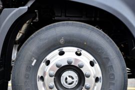 东风天龙KL燃气&nbsp;牵引车底盘                                                图片