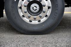 东风新疆 天龙KL燃气 500马力 6X4 CNG牵引车(国六)(DFV4258GP6C)