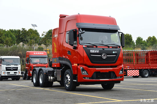 �����½� ����KLȼ�� 500���� 6X4 LNG/CNGǣ����