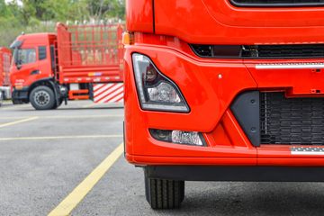 �����½� ����KLȼ�� 380���� 8X4 9.4��CNG��դʽ�ػ���(�й�����12��)(DFV5318CCYGP6N)ͼƬ