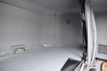 �����½� ����KLȼ�� 380���� 8X4 9.4��CNG��դʽ�ػ���(�й�����12��)(DFV5318CCYGP6N)ͼƬ