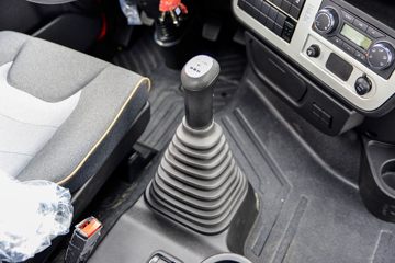 �����½� ����KLȼ�� 380���� 8X4 9.4��CNG��դʽ�ػ���(�й�����12��)(DFV5318CCYGP6N)ͼƬ