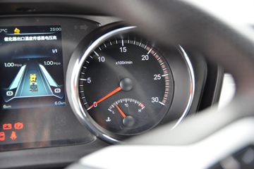 �����½� ����KLȼ�� 380���� 8X4 9.4��CNG��դʽ�ػ���(�й�����12��)(DFV5318CCYGP6N)ͼƬ