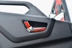 东风新疆 天龙KL燃气 380马力 8X4 9.4米CNG仓栅式载货车(中国重汽12档)(DFV5318CCYGP6N)