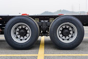 �����½� ����KLȼ�� 380���� 8X4 9.4��CNG��դʽ�ػ���(�й�����12��)(DFV5318CCYGP6N)ͼƬ