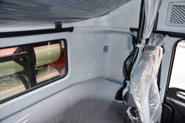 �����½� ����KLȼ�� 480���� 6X4 CNGǣ����(DFV4258GP6C)ͼƬ