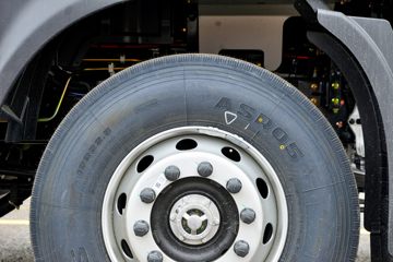 �����½� ����KLȼ�� 480���� 6X4 CNGǣ����(DFV4258GP6C)ͼƬ