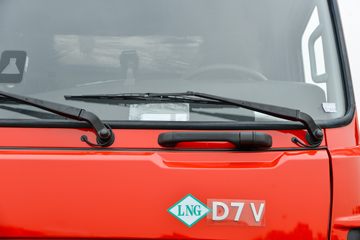 �����½� ����D7V 480���� 6X4 LNGǣ����(DFV4258GP6N)ͼƬ