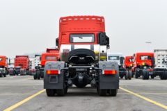 东风新疆 畅行D7V 480马力 6X4 LNG牵引车(DFV4258GP6N)