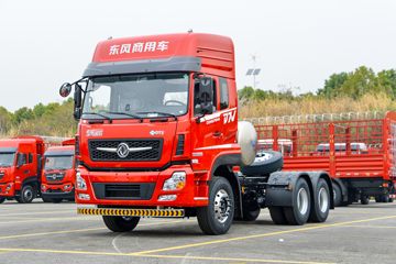 东风新疆 畅行D7V 480马力 6X4 LNG牵引车(东风14档)(DFV4258GP6N)