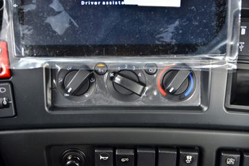 �����½� ����D7V 480���� 6X4 LNGǣ����(DFV4258GP6N)ͼƬ