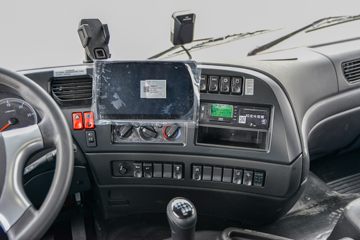 �����½� ����D7V 480���� 6X4 LNGǣ����(DFV4258GP6N)ͼƬ