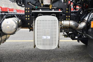 �����½� ����D7V 480���� 6X4 LNGǣ����(DFV4258GP6N)ͼƬ