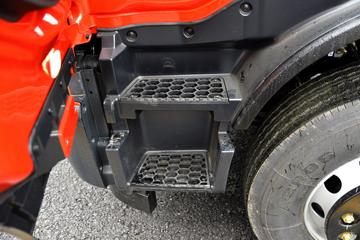 �����½� ���KRȼ�� 220���� 4X2 6.75��CNG��դʽ�ػ���(��ʿ��8��)(DFV5182CCYGP6N)ͼƬ