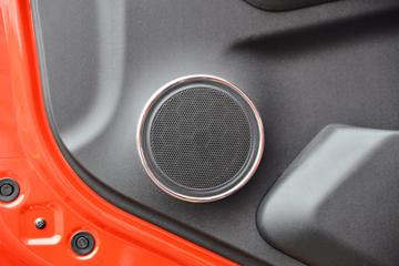 �����½� ���KRȼ�� 220���� 4X2 6.75��CNG��դʽ�ػ���(��ʿ��8��)(DFV5182CCYGP6N)ͼƬ