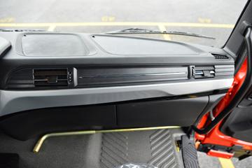 �����½� ���KRȼ�� 220���� 4X2 6.75��CNG��դʽ�ػ���(��ʿ��8��)(DFV5182CCYGP6N)ͼƬ