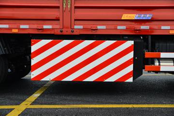 �����½� ���KRȼ�� 220���� 4X2 6.75��CNG��դʽ�ػ���(��ʿ��8��)(DFV5182CCYGP6N)ͼƬ