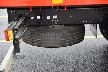 �����½� ���KRȼ�� 220���� 4X2 6.75��CNG��դʽ�ػ���(��ʿ��8��)(DFV5182CCYGP6N)ͼƬ