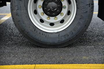 �����½� ���KRȼ�� 220���� 4X2 6.75��CNG��դʽ�ػ���(��ʿ��8��)(DFV5182CCYGP6N)ͼƬ