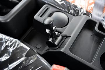 �����½� ����D1L 200���� 4X2 4����ж��(��ʿ��10��)ͼƬ