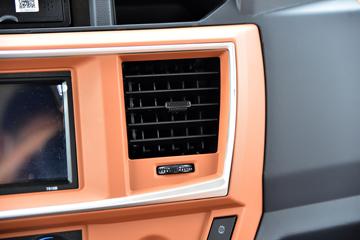 �����½� ����D1L 200���� 4X2 4����ж��(��ʿ��10��)ͼƬ