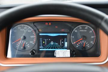 �����½� ����D1L 200���� 4X2 4����ж��(��ʿ��10��)ͼƬ