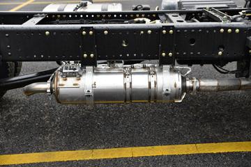 �����½� ����D1L 200���� 4X2 4����ж��(��ʿ��10��)ͼƬ