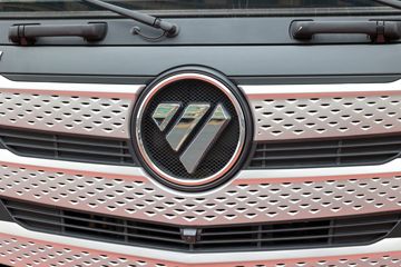 ���� ŷ������ 270���� 4X2 6.8�ײ�դʽ�ػ���(����)(BJ5181CCYY6AKL-01)ͼƬ