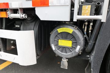 ���� ŷ������ 270���� 4X2 6.8�ײ�դʽ�ػ���(����)(BJ5181CCYY6AKL-01)ͼƬ