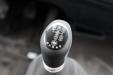 ���� ŷ������ 240���� 4X2 9.8����ʽ�ػ���(���غ���)(BJ5181XXYY6ANL-02)ͼƬ