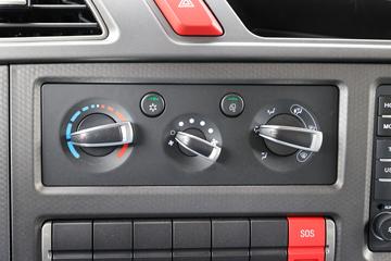 ���� ŷ������ 240���� 4X2 9.8����ʽ�ػ���(���غ���)(BJ5181XXYY6ANL-02)ͼƬ