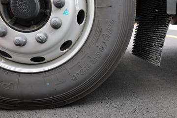 ���� ŷ������ 240���� 4X2 9.8����ʽ�ػ���(���غ���)(BJ5181XXYY6ANL-02)ͼƬ