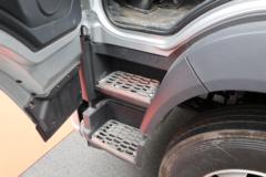 福田 欧曼行星 270马力 4X2 7.8米厢式载货车(BJ5181XXYY6ANL-01)