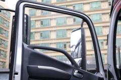 福田 欧曼行星 270马力 4X2 7.8米厢式载货车(BJ5181XXYY6ANL-01)