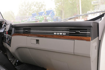 �й�����HOWO ͳ˧ 140���� 3.85���Ű���ʽ�ῨͼƬ