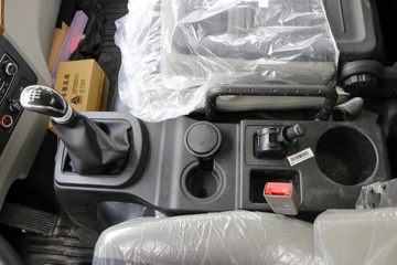 �й�����HOWO ͳ˧ 140���� 3.85���Ű������Ῠ(��ʿ��6��)ͼƬ