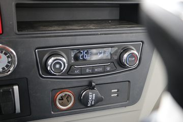 �й�����HOWO ͳ˧ 140���� 3.85���Ű������Ῠ(��ʿ��6��)ͼƬ