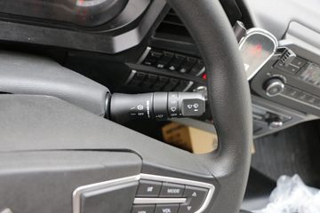 �й�����HOWO ͳ˧ 140���� 3.85���Ű������Ῠ(��ʿ��6��)ͼƬ