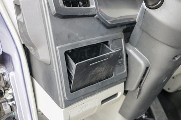 �й�����HOWO ͳ˧ 140���� 3.85���Ű������Ῠ(��ʿ��6��)ͼƬ
