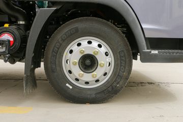�й�����HOWO ͳ˧ 140���� 3.85���Ű������Ῠ(��ʿ��6��)ͼƬ