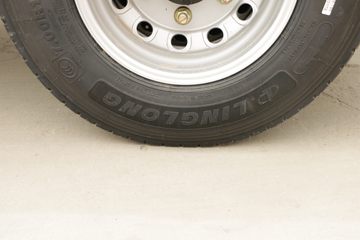 �й�����HOWO ͳ˧ 140���� 3.85���Ű������Ῠ(��ʿ��6��)ͼƬ