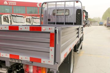 �й�����HOWO ͳ˧ 140���� 3.85���Ű������Ῠ(��ʿ��6��)ͼƬ