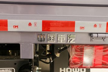 �й�����HOWO ͳ˧ 140���� 3.85���Ű������Ῠ(��ʿ��6��)ͼƬ