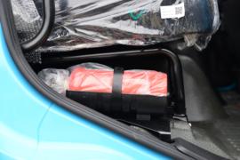 东风商用车底盘&nbsp;高空作业车驾驶室图片