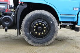 东风商用车底盘&nbsp;高空作业车底盘图片