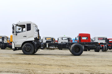 �������ó� ���VR 195���� 4X2 ѹ��ʽ������(������)(CL5161ZYS6AHQ)ͼƬ