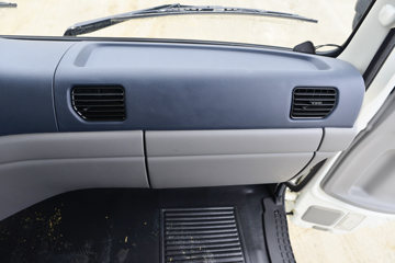 �������ó� ���VR 195���� 4X2 ѹ��ʽ������(������)(CL5161ZYS6AHQ)ͼƬ